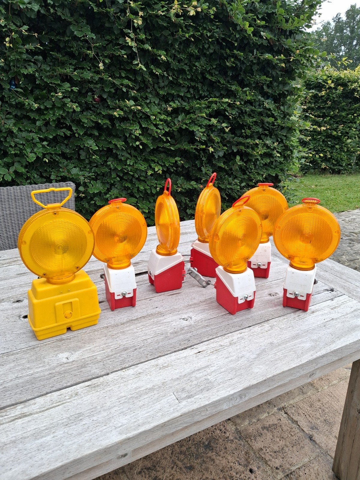 Werflicht met baken en voet, Ophalen