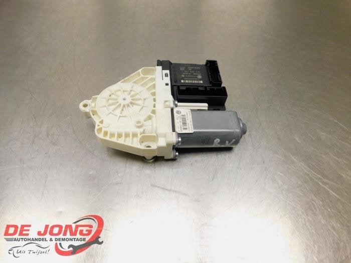 Moteur de vitre portière d'un Volkswagen Passat, Volkswagen, -, 3 mois de garantie, Utilisé