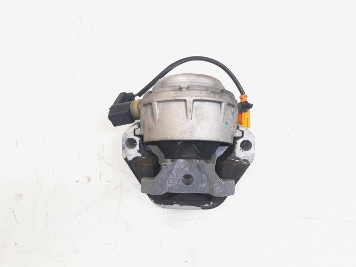 Support moteur d'un Audi A6, -, 3 mois de garantie, Audi, Utilisé