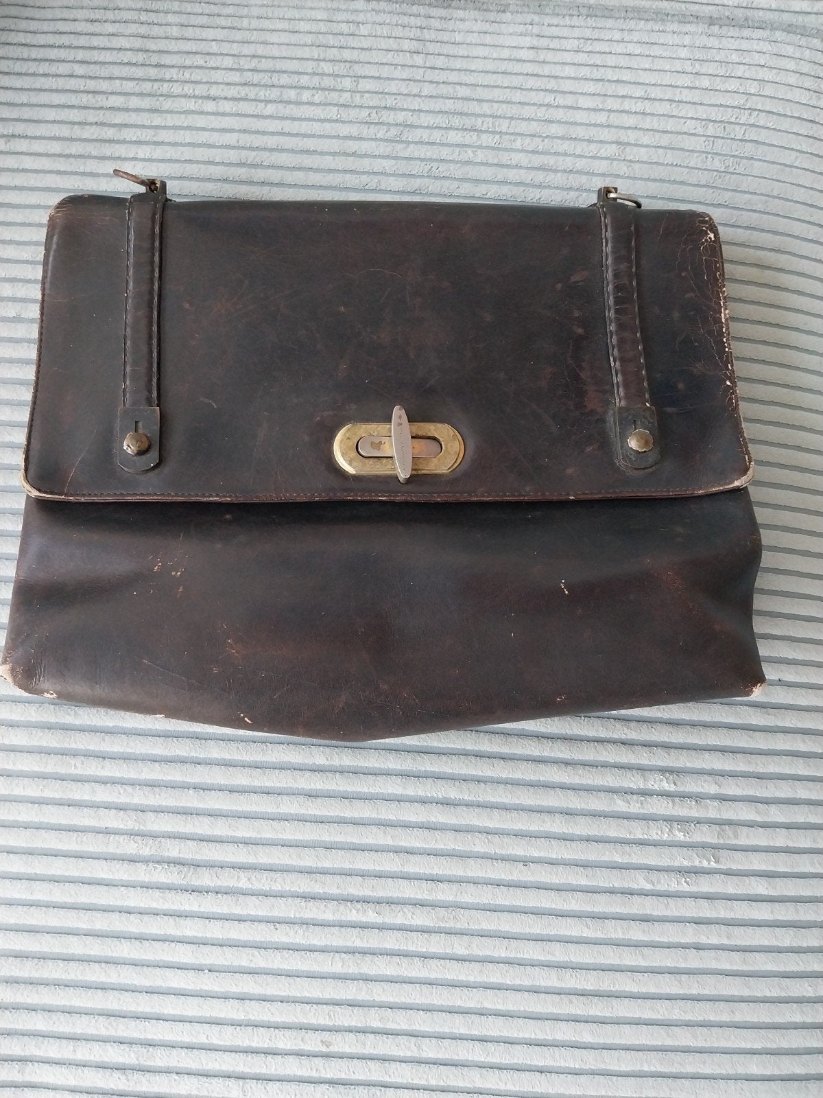 Zeldzame vintage Loewe Madrid 1846 leren aktetas/schoudertas, Ophalen of Verzenden, Schoudertas, Leer