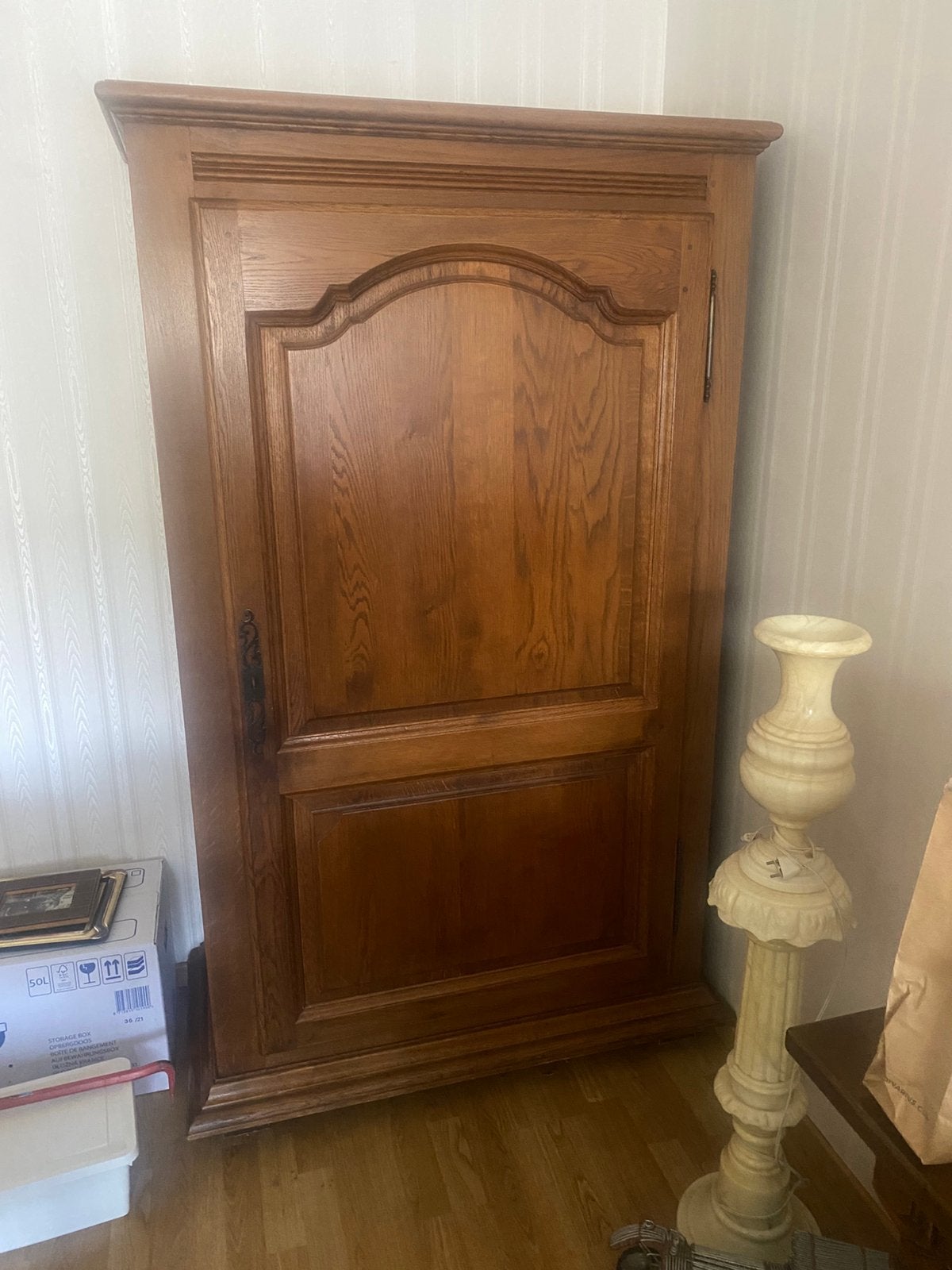 Kast, Ophalen of Verzenden