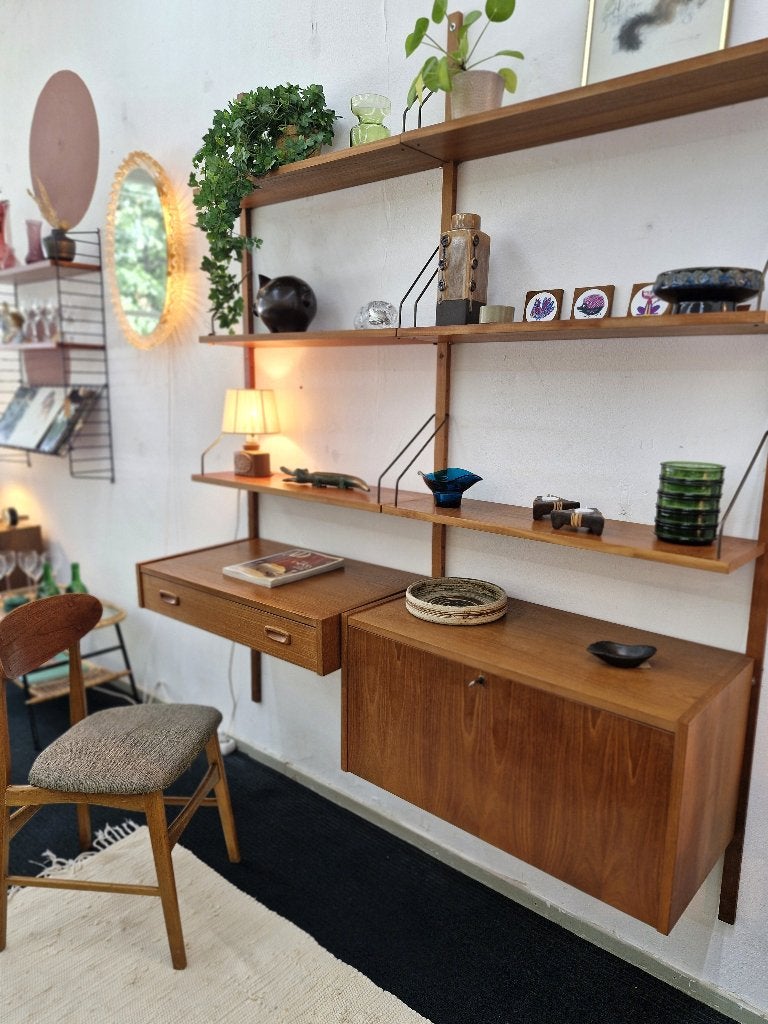 Vintage wandsysteem Deens design 70s incl stoel, Ophalen, Gebruikt