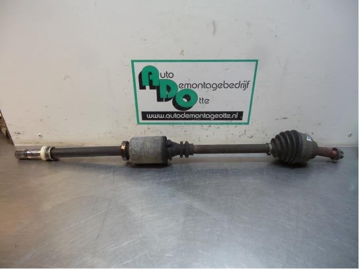 Arbre de transmission avant droit d'un Opel Vivaro (Vivaro 0, -, Opel, 3 mois de garantie, Utilisé