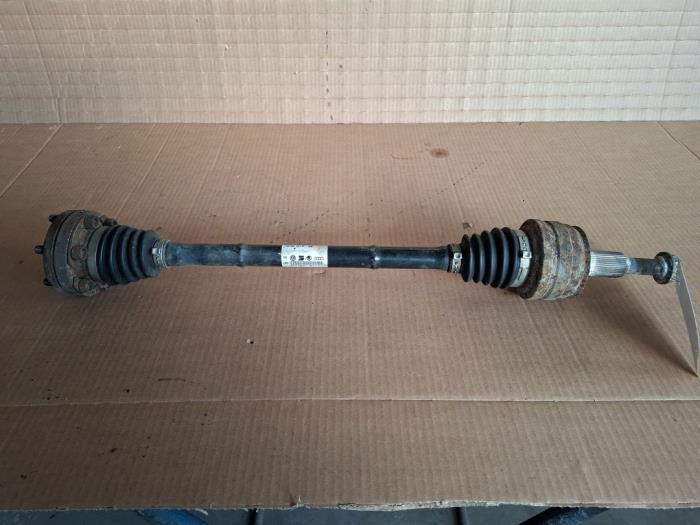 Arbre de transmission arrière gauche d'un Volkswagen Transp, Volkswagen, -, 3 mois de garantie, Utilisé