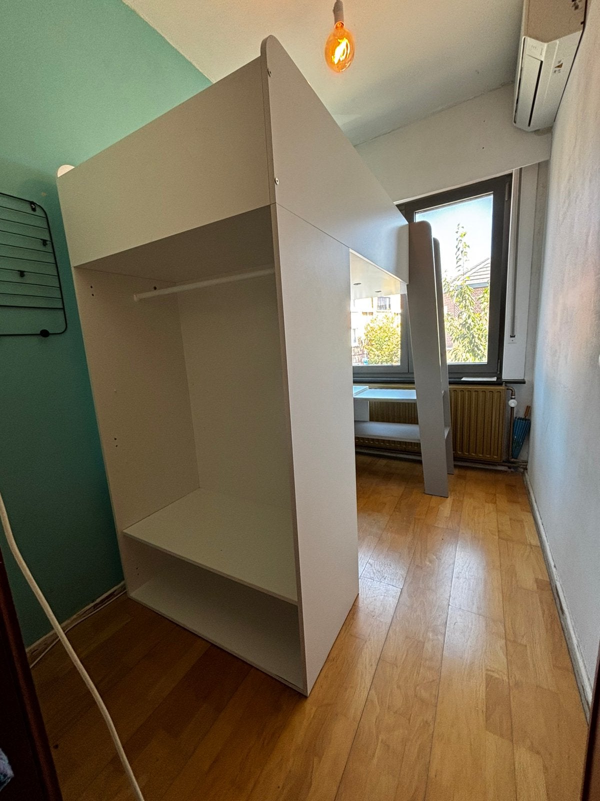Hoogslaper met bureau en kast, Enlèvement, Lit mezzanine