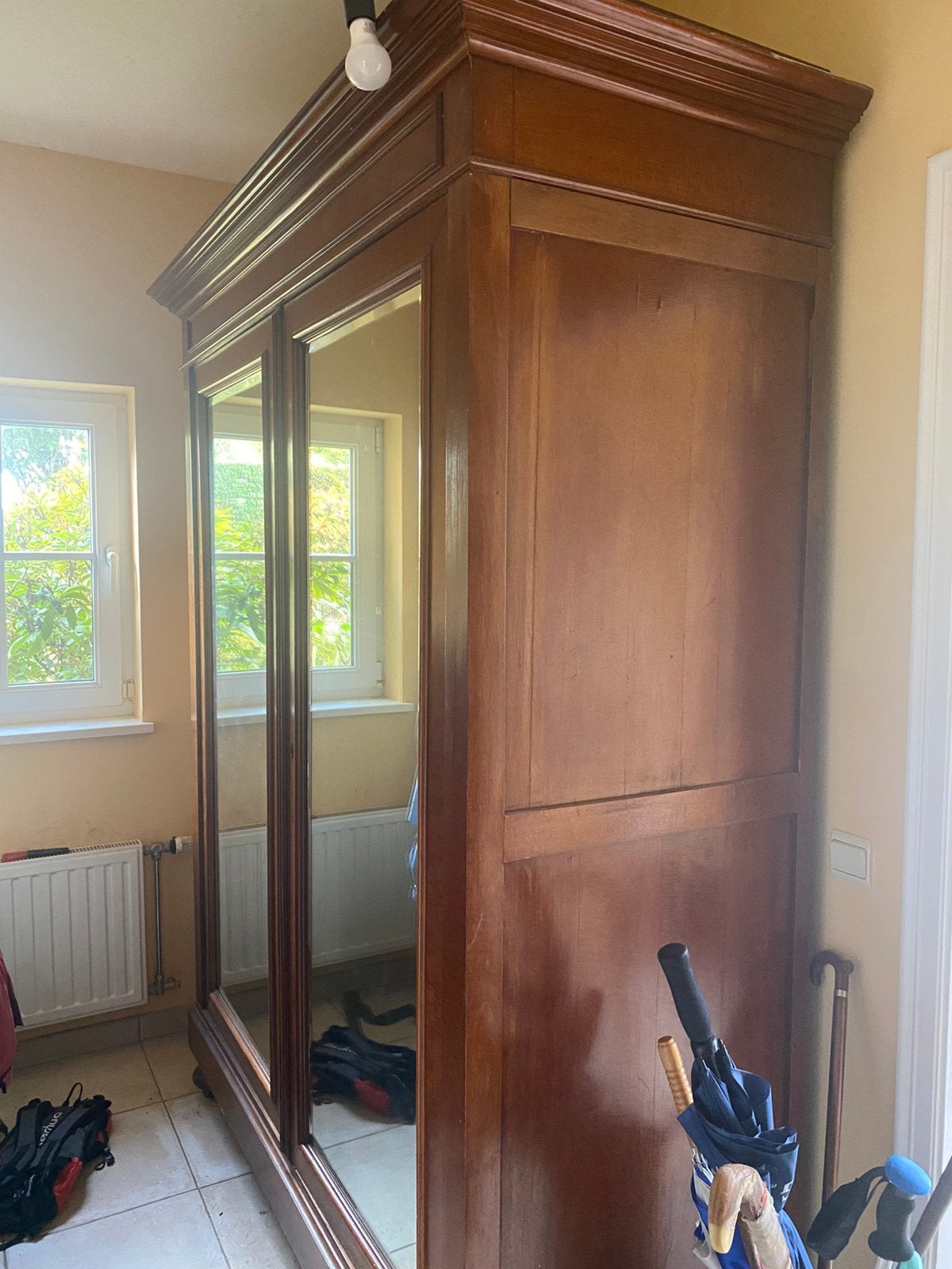 Garde robe avec miroirs, 25 à 50 cm, 100 à 150 cm, Utilisé, 150 à 200 cm