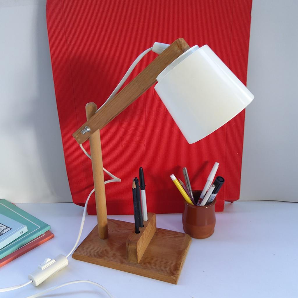 Houten vintage bureaulamp met pennenhouder., Vintage, Ophalen, Gebruikt, Wit