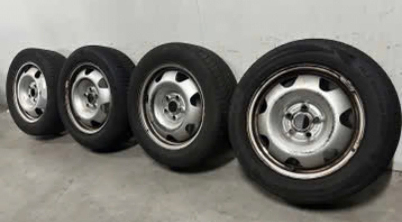 VW-set 235 55 17” C 4 seizoenen op velg voor VW T6 T5 T6.1, Auto-onderdelen, Banden en Velgen, Ophalen, Banden en Velgen, 17 inch