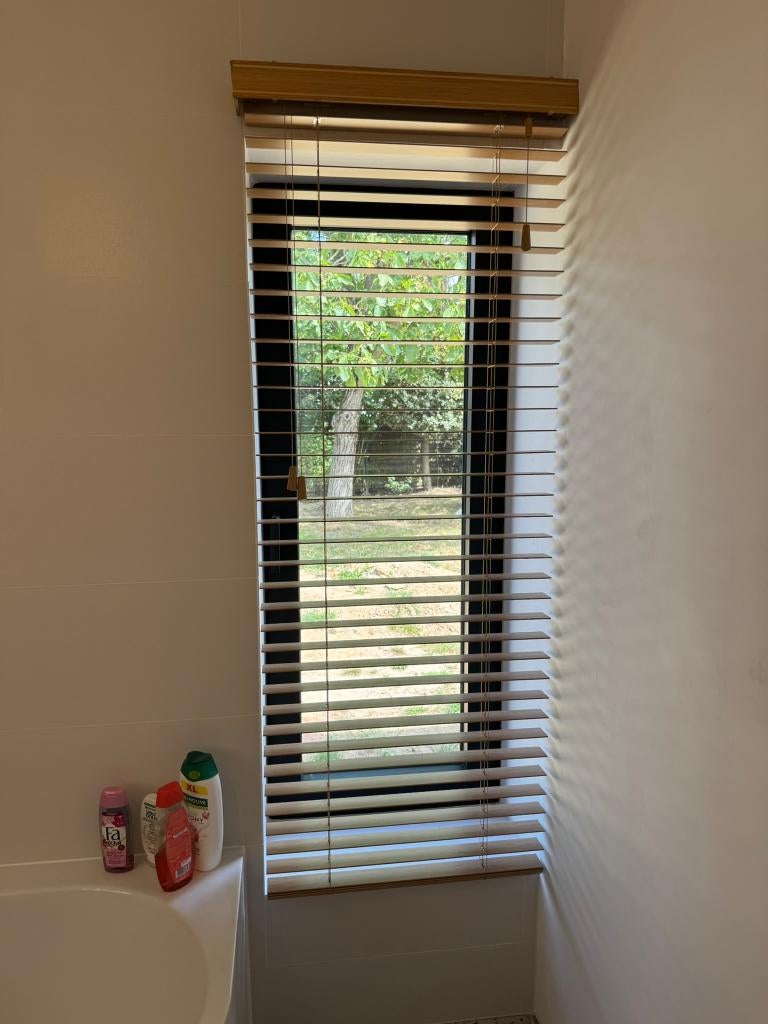 Nouveaux stores en bois - chêne américain - 35€ l'unité, Maison & Meubles, Maison & Meubles | Autre, Neuf, Enlèvement