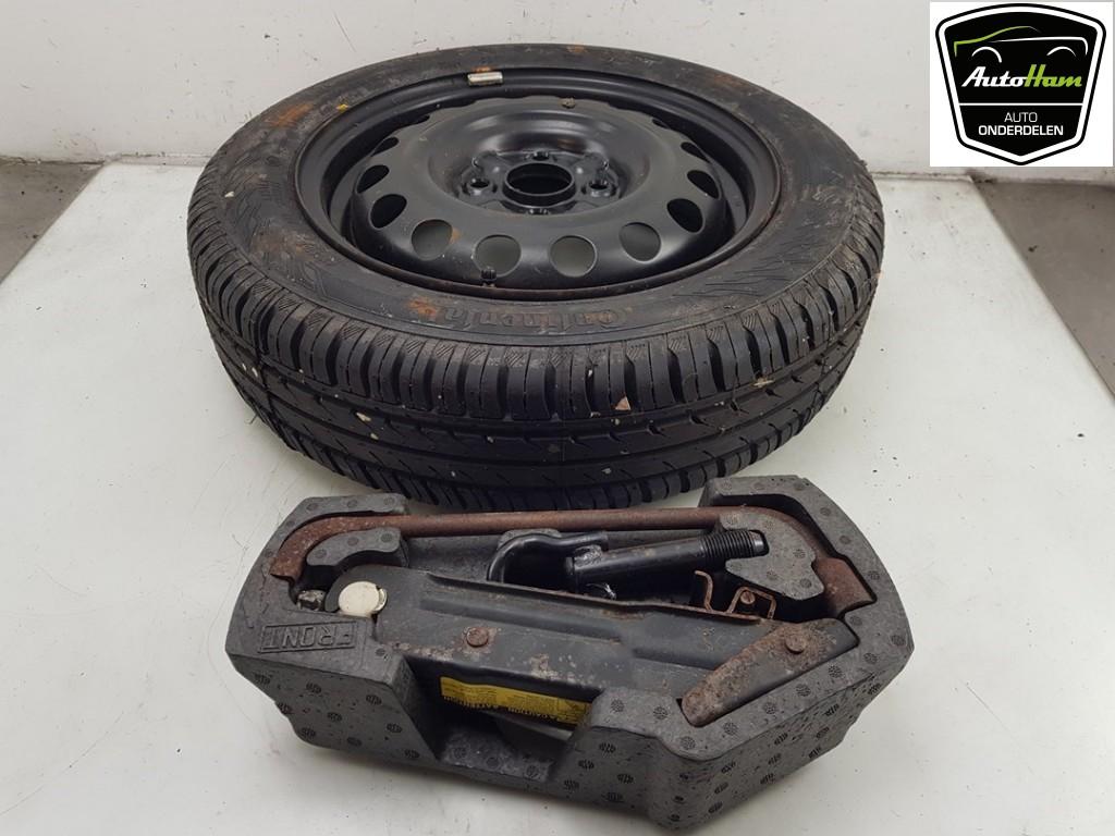 DIVERSEN Krikset + reservewiel Aygo (B10) (|426110H010|), Auto-onderdelen, Gebruikt, Kundenbetreuung@toyota.de, Toyota, Toyota-Allee 2
50858  Köln, DE