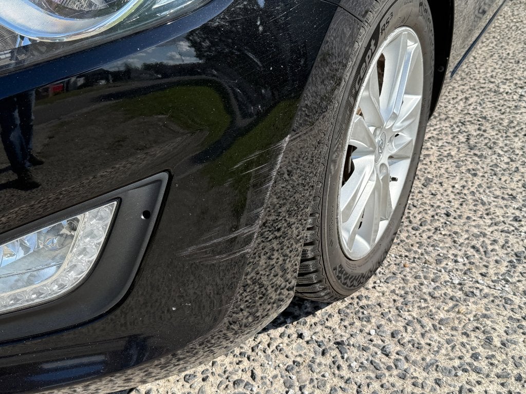 Hyundai I30 SW 1.6crdi Automaat, Auto's, Zwart, 4 cilinders, Leder en Stof, Zwart
