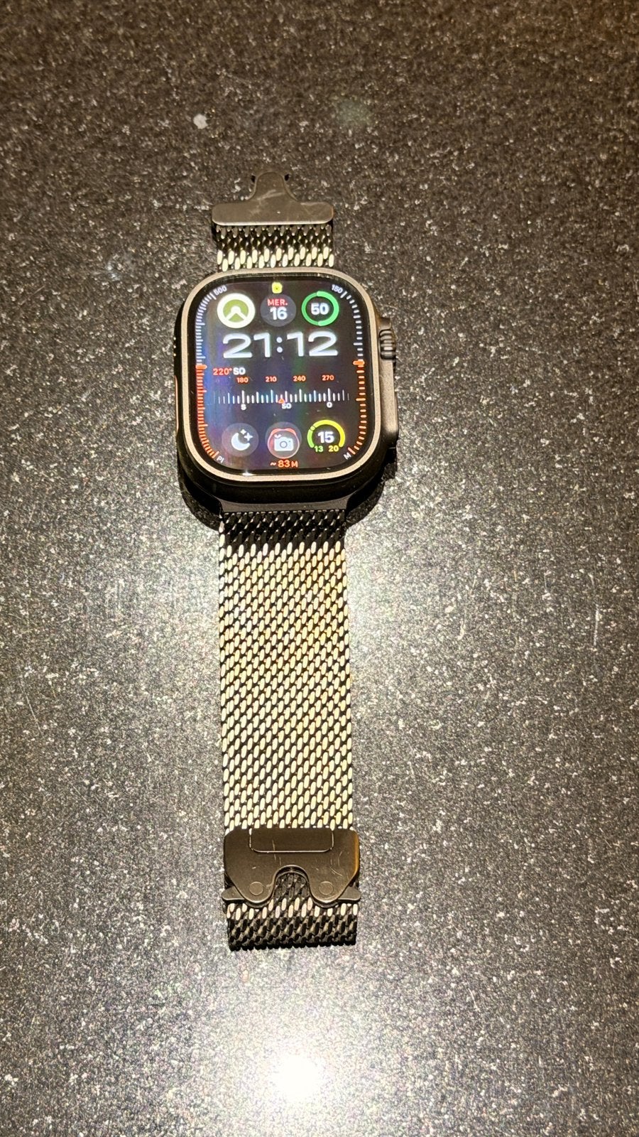 Apple Watch Ultra 3 + bracelet Milanais en titane, Enlèvement ou Envoi, Comme neuf