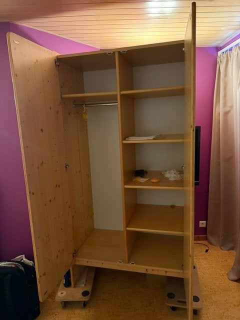 Armoire chambre en pin, Maison & Meubles, Comme neuf, Enlèvement, Avec tiroir(s), Type Ikea