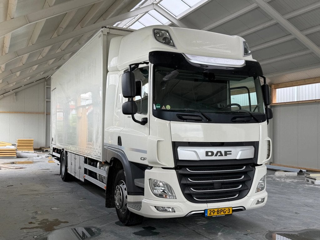 DAF CF 320 CF320.18 4 tons laadklep. 1 KANT SCHUIFZEIL, Autos, Achat, 6 cylindres, Automatique, Occasion