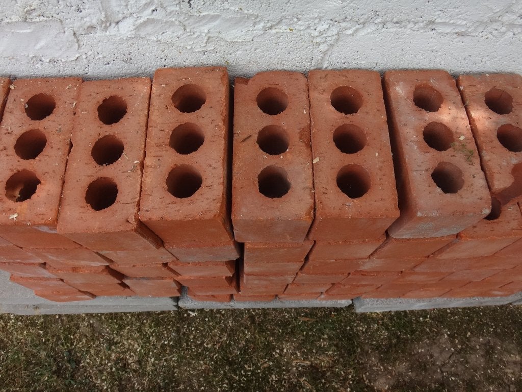 Bakstenen, blokken, schroeven, halsbanden, Doe-het-zelf en Bouw, Metselstenen, Ophalen, Nieuw, Bakstenen