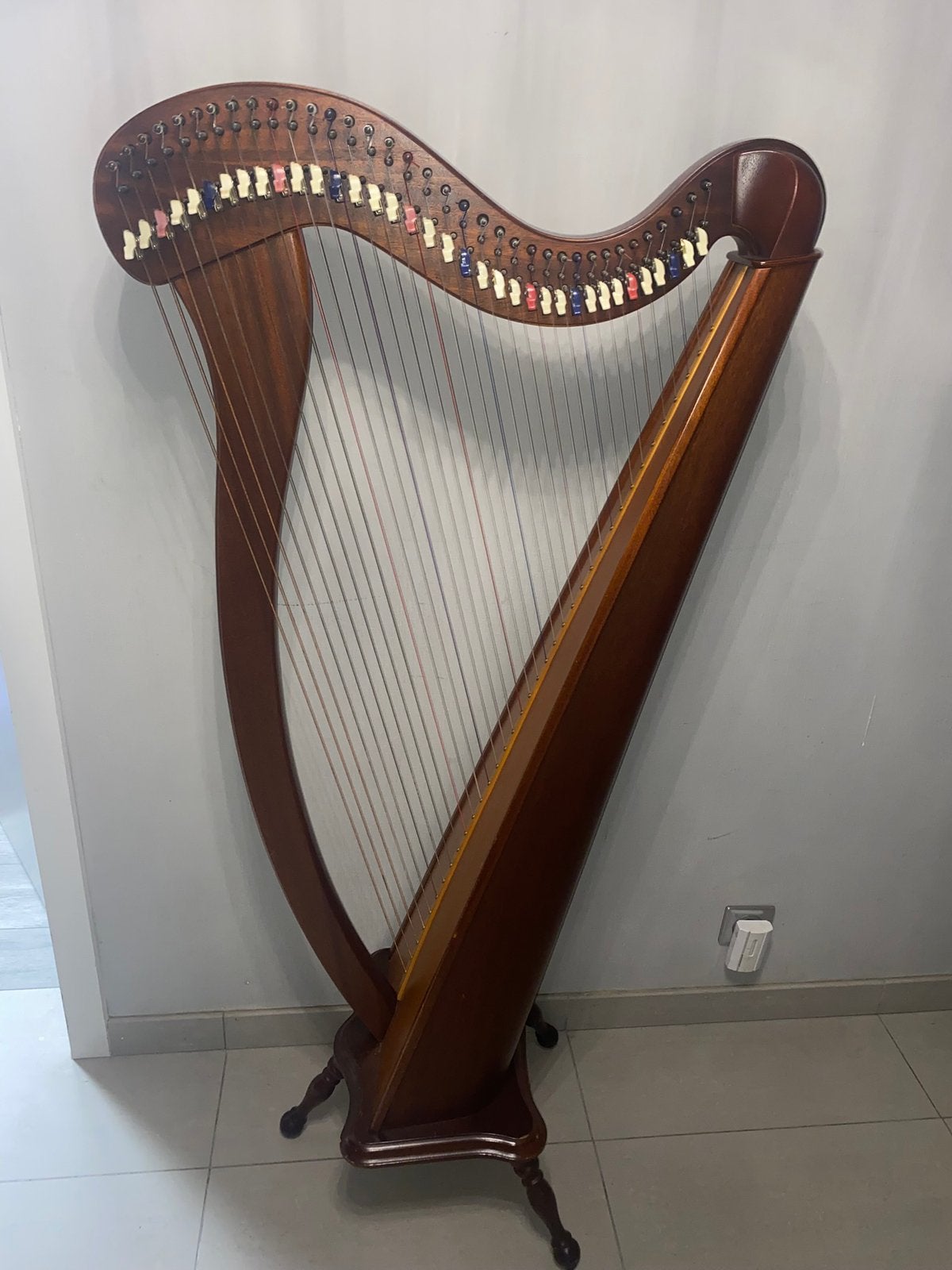 Camac harp te huur met 36 snaren, Ophalen, Zo goed als nieuw