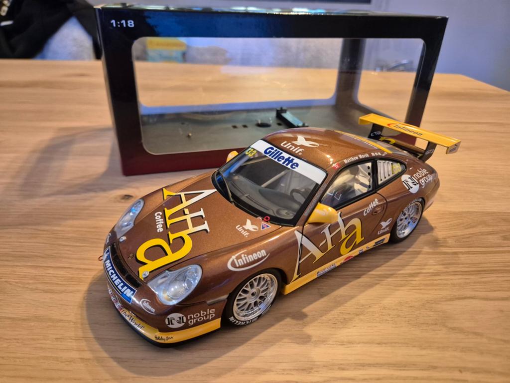 Porsche 911 996 GT3 CUP Autoart 1/18 - Asia CUP, Enlèvement, Comme neuf, Voiture, Autoart