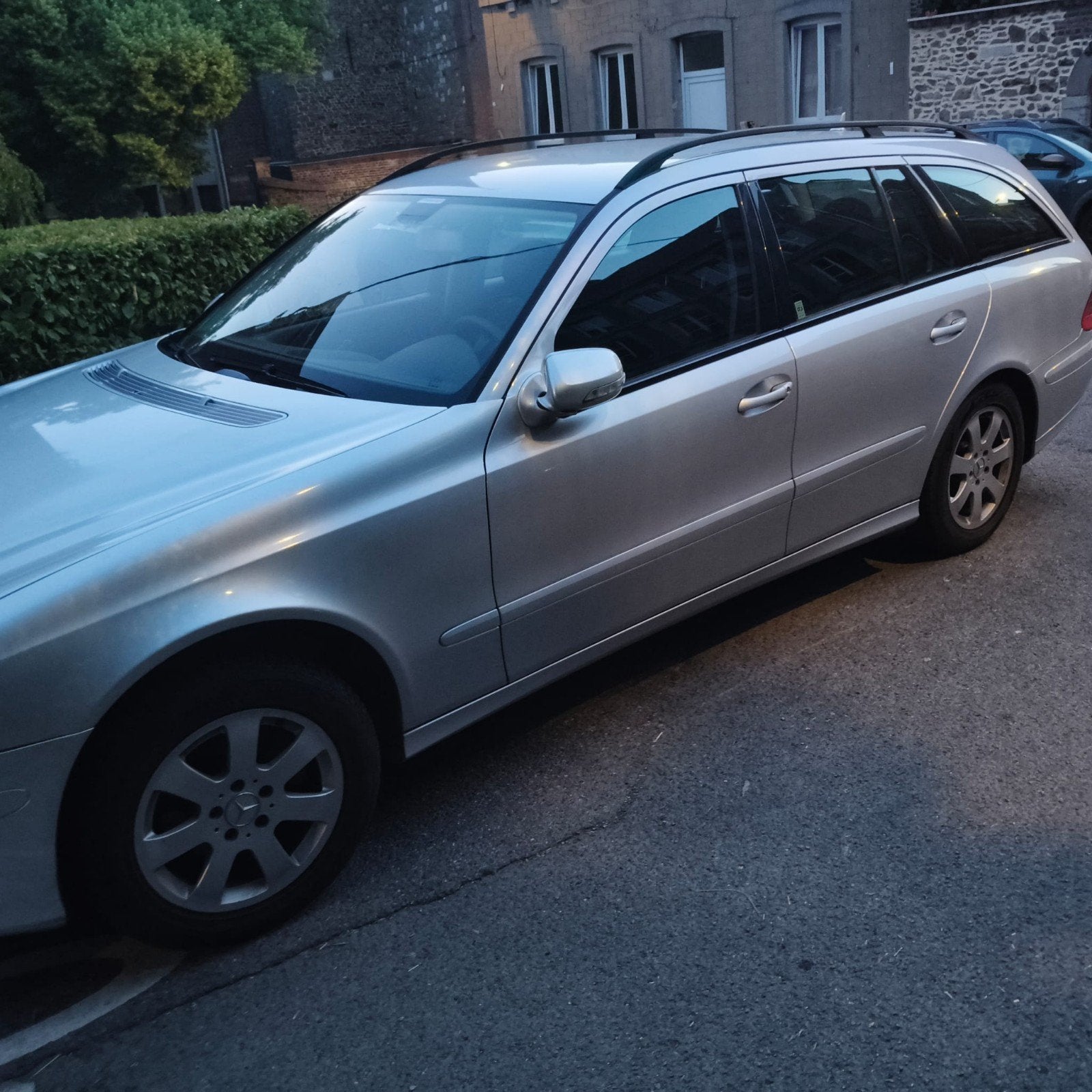 Mercedes E 220 CDI (2006) - Moteur tourne parfaitement, Argent ou Gris, Achat, Boîte manuelle, Noir
