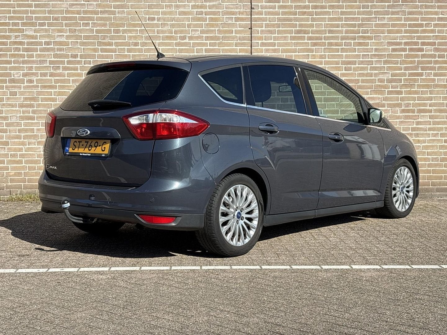Ford C-Max 1.6 SCTi Titanium | Pano | Stoelverwarming | Clim, Auto's, Ford, Monovolume, Bedrijf, Handgeschakeld, 154 g/km