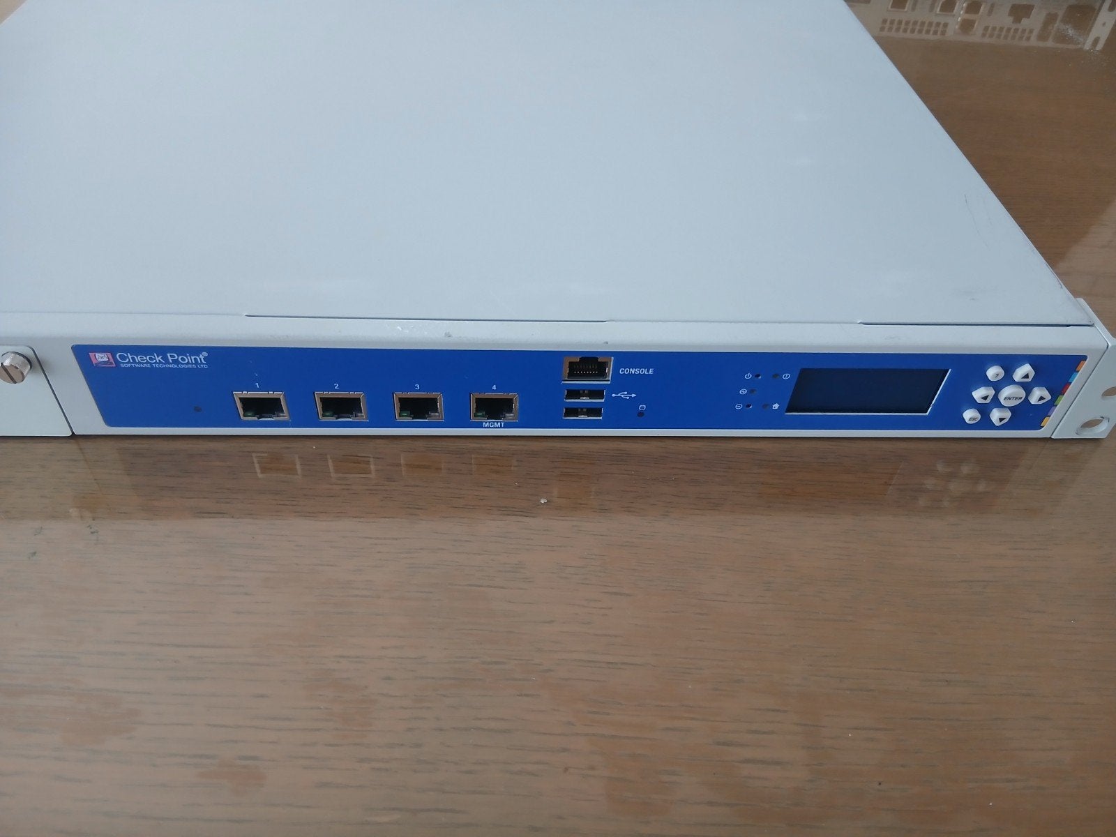 Check Point 4200 Appliance (Model: T-120 / U-10), Ophalen, Zo goed als nieuw