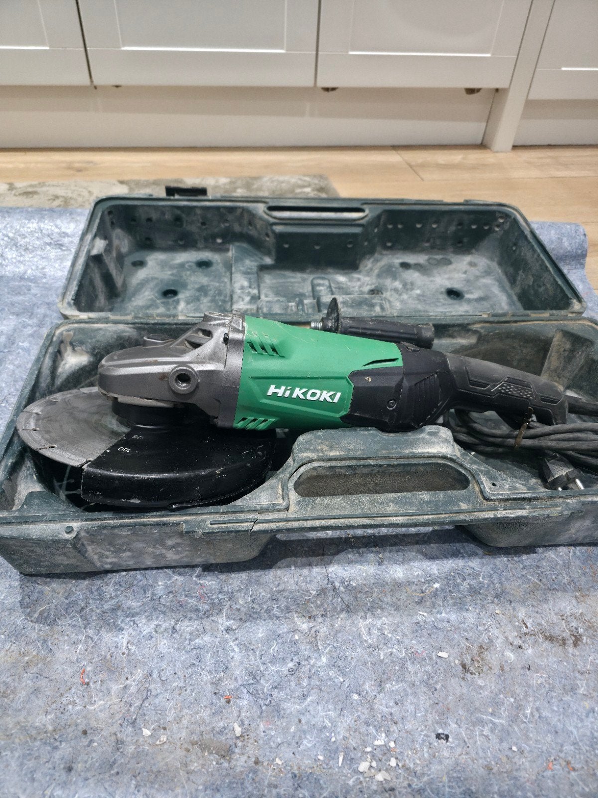 Hikoki 230mm, Ophalen