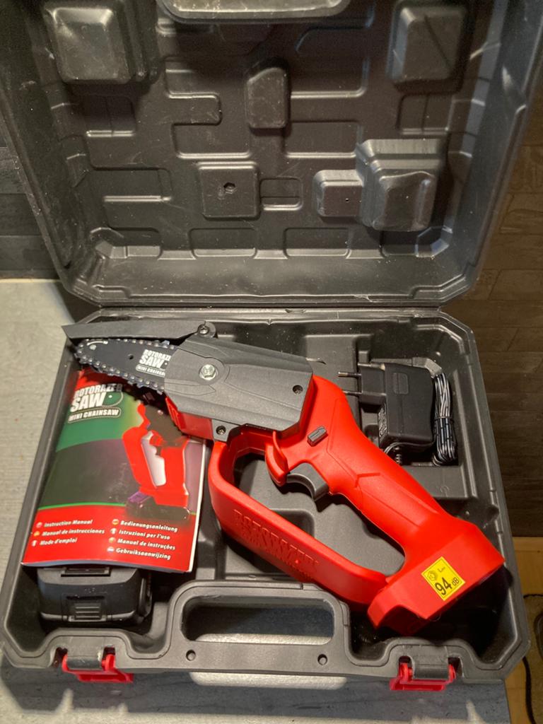 Mini tronçonneuse sans fil ROTORAZER SAW – État neuf, Enlèvement ou Envoi, Comme neuf, Moins de 600 watts, Tronçonneuse