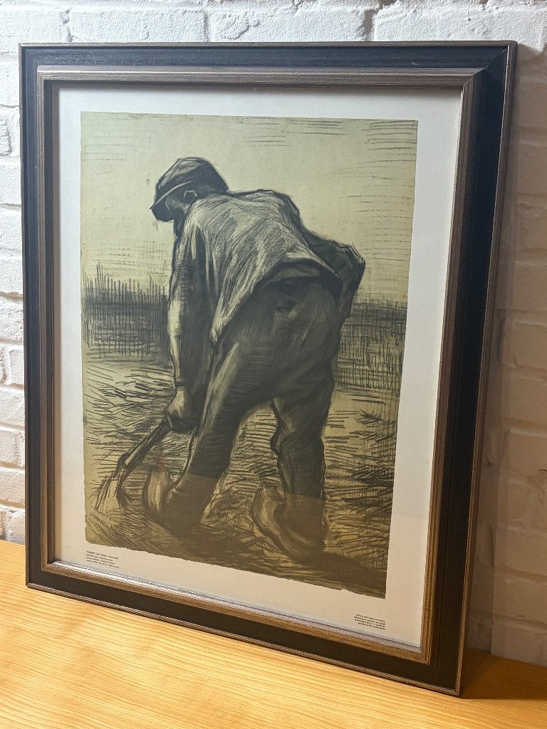 Ingelijste Van Gogh Museumreproductie - Spittende boer, Ophalen of Verzenden, Portret of Personen