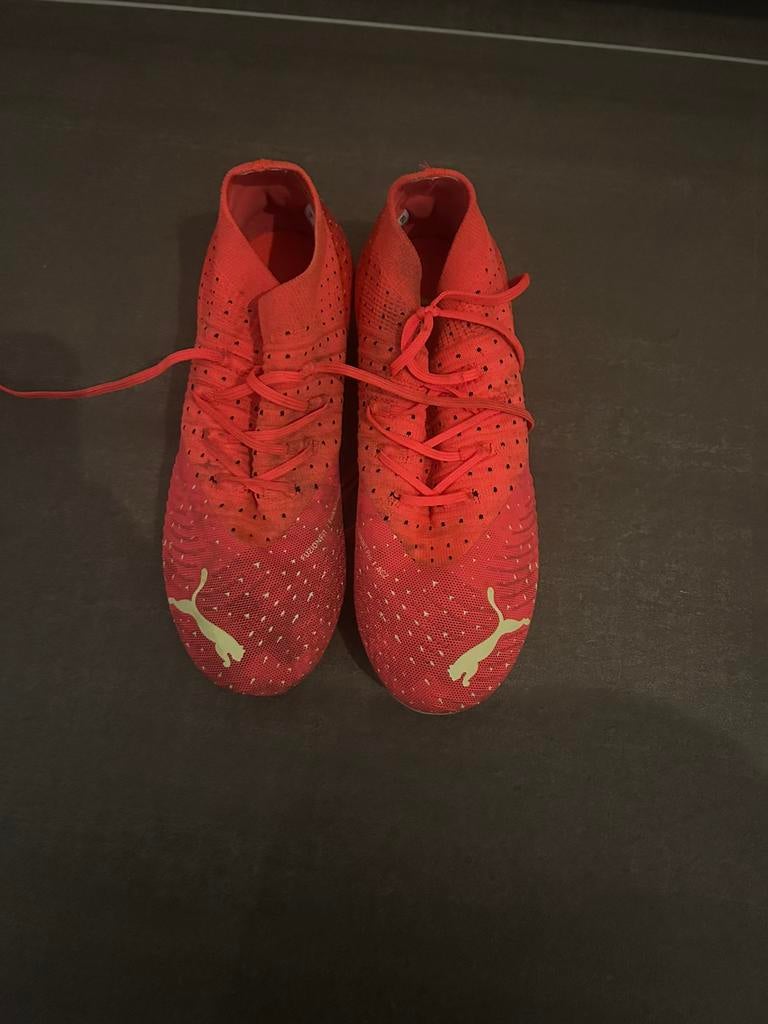 Voetbalschoenen maat 33 en 30, Sport en Fitness, Voetbal, Ophalen of Verzenden, Zo goed als nieuw