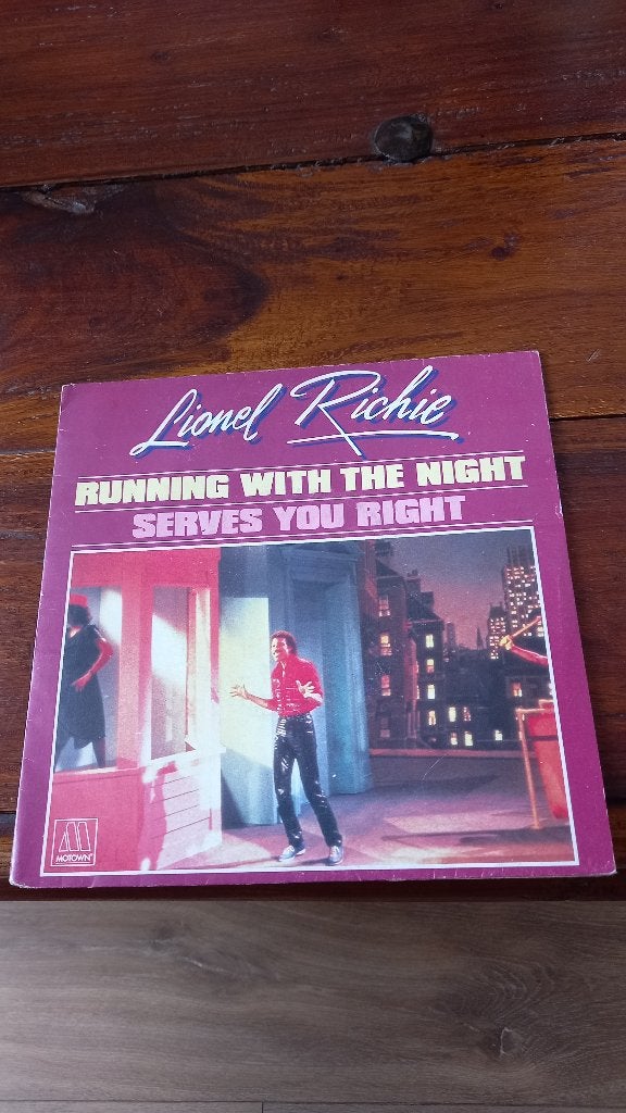 Vinyl (45t) Lionel richie "running with the night", Ophalen, Zo goed als nieuw, Pop