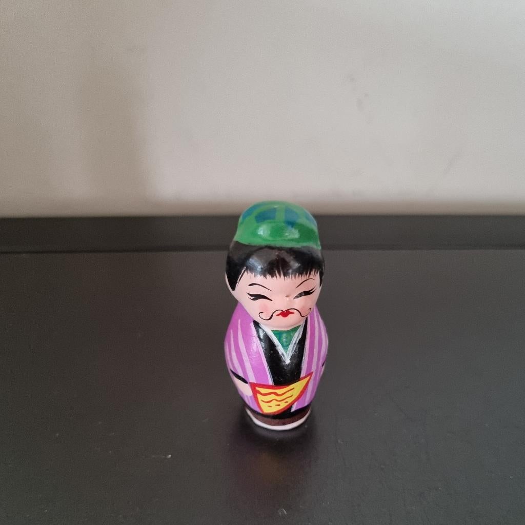 Vintage Chinees kleipoppetje, Antiek en Kunst, Curiosa en Brocante, Verzenden