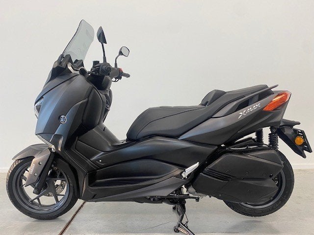 Yamaha Xmax 300, Motoren, Scooter, 300 cc, Minimaal motorrijbewijs A2, Automaat