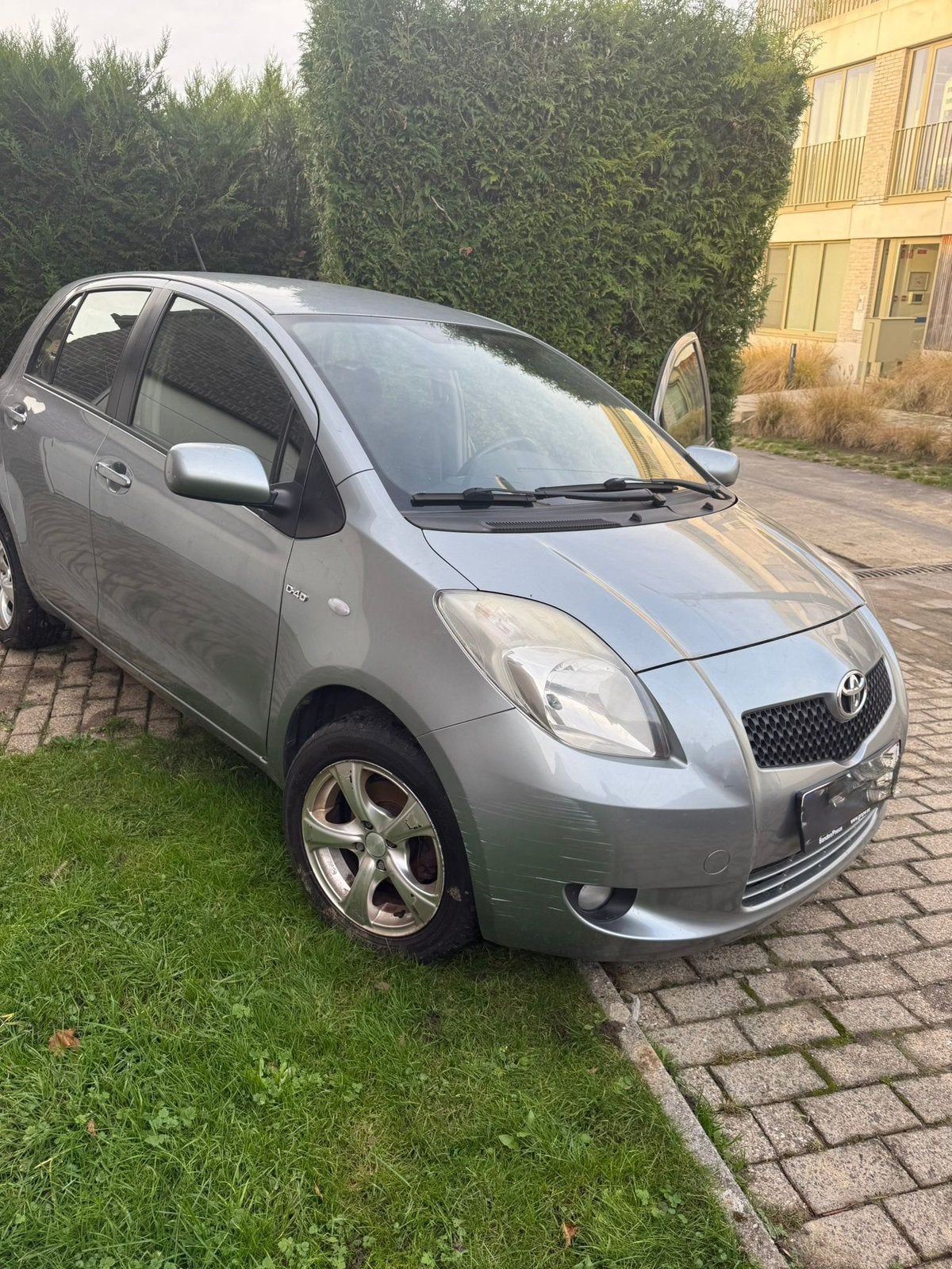 Toyota Yaris 1.4 D4D, Auto's, Toyota, Stof, Zwart, 4 cilinders, Particulier