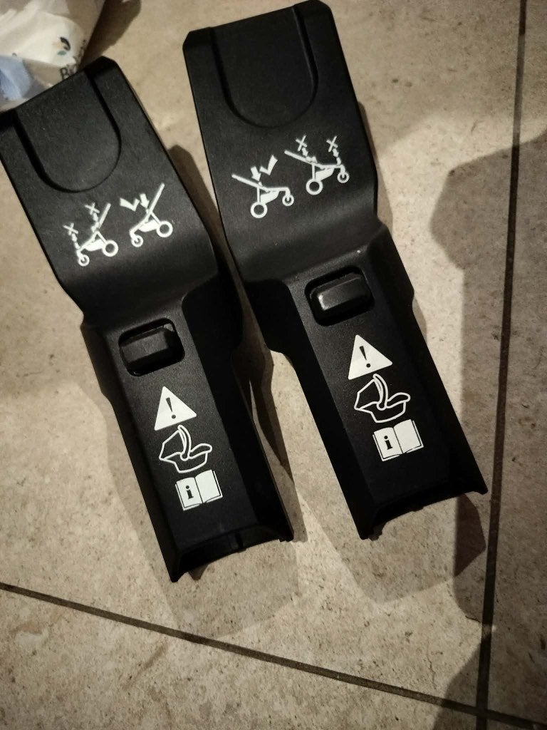 Thule sleek adapter autostoel (bv Maxi Cosi), Ophalen, Gebruikt, Kinderwagen, Met autostoeltje