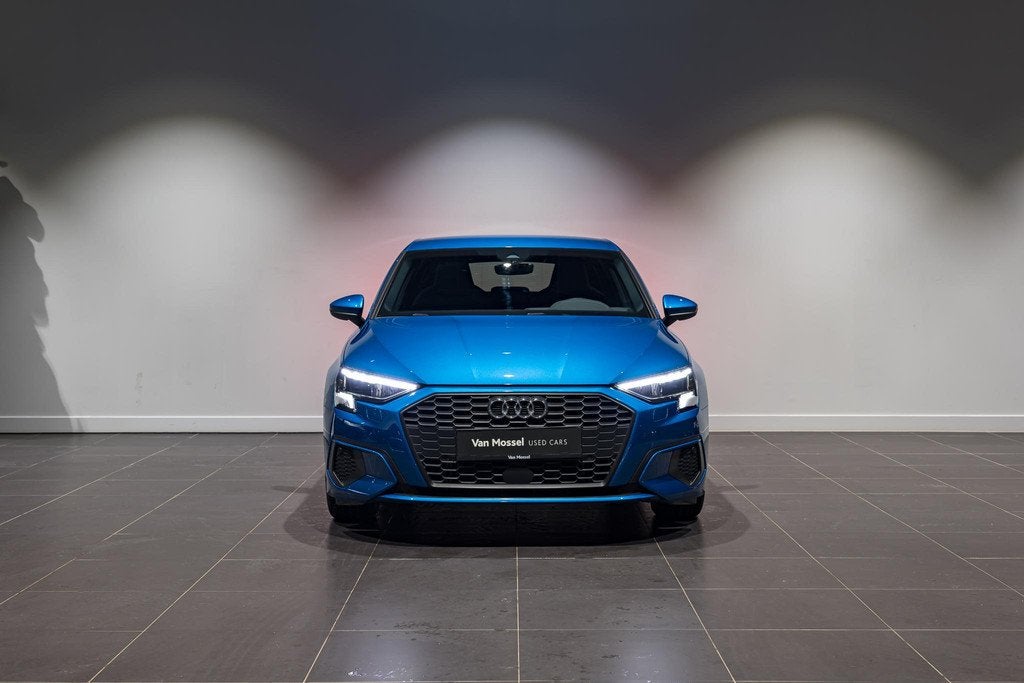 Audi A3 Sportback 35 TFSi 1.5 Attraction | S-Line Int. | Car, Autos, Audi, Achat, https://public.car-pass.be/vhr/4fe20ee9-efb4-434c-a5e3-7d469dc27b32