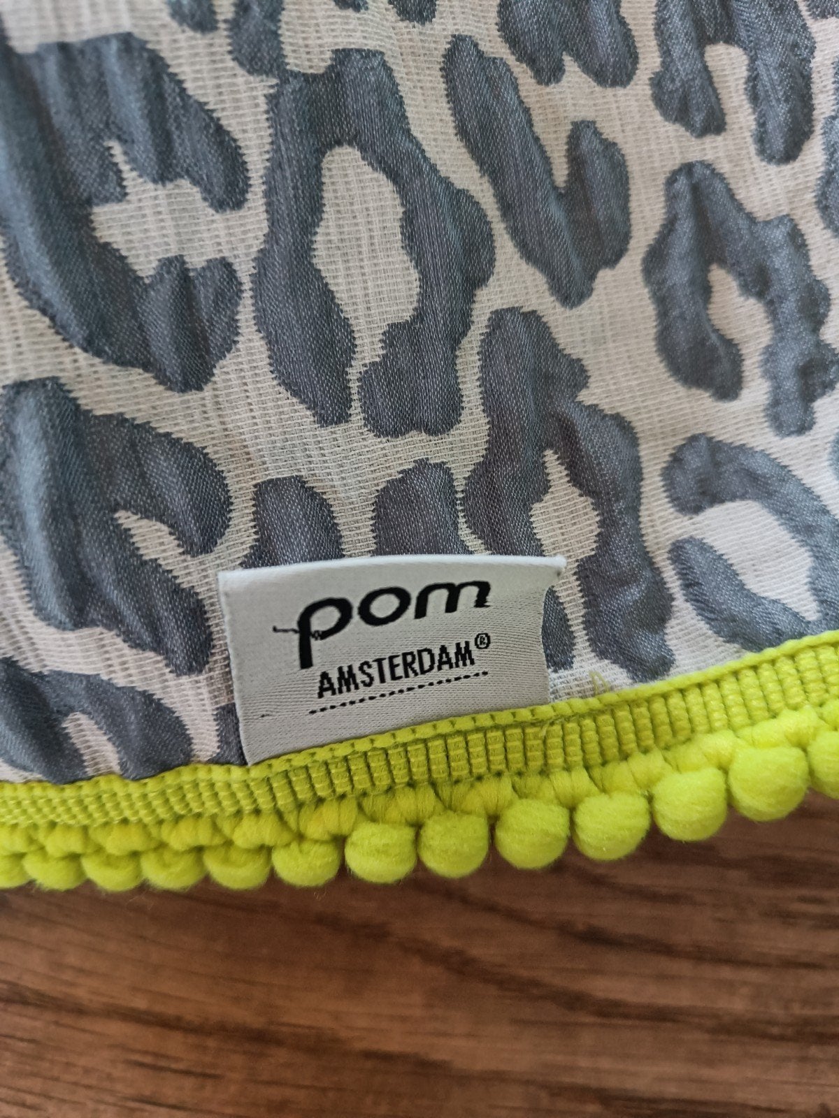 SJAAL.. POM.. AMSTERDAM.., Dieren en Toebehoren, Hondenkleding, Ophalen of Verzenden, Nieuw, M
