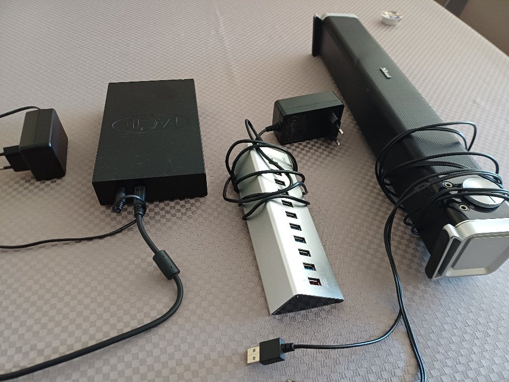 Allerlei,ext hd 750gb Lacie,speaker Trust,Logilink ua0229, Informatique & Logiciels, Enceintes Pc, Enlèvement ou Envoi, Utilisé