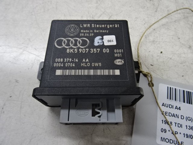 UNITE ELECTRONIQUE Audi A4 (B8) (8K590735700), Utilisé, Audi