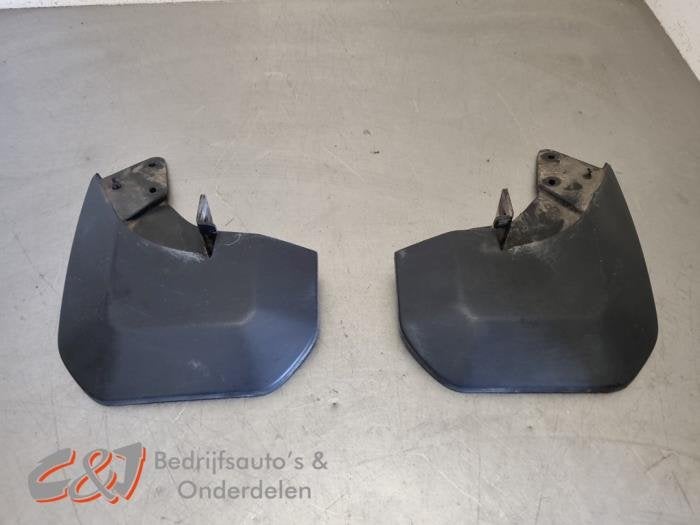 Bavette d'un Ford Transit, -, 3 mois de garantie, -, -