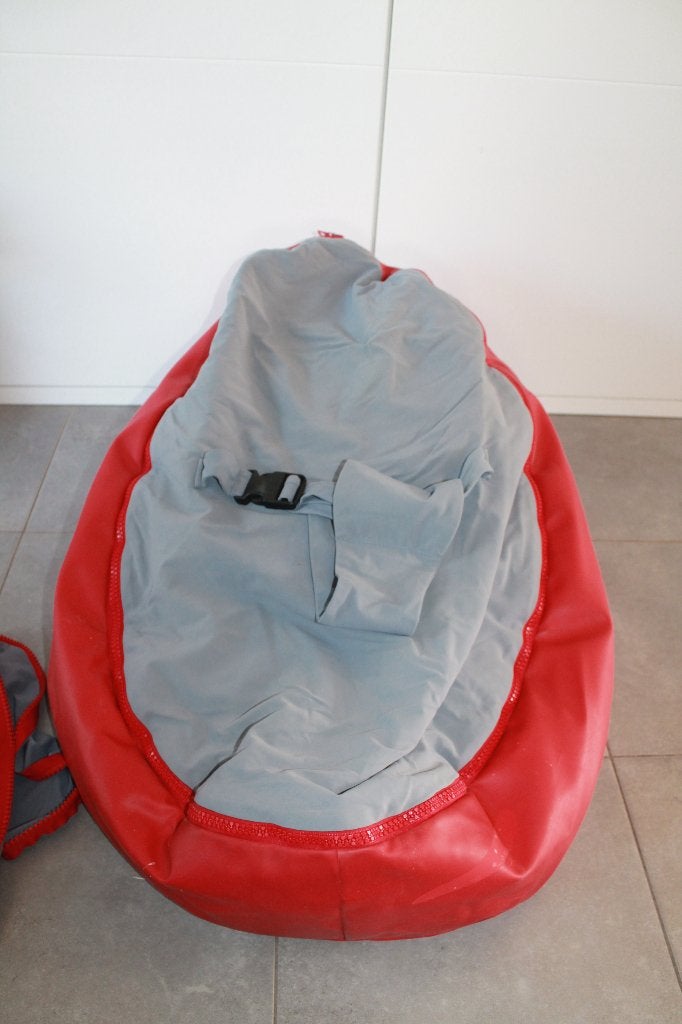 Zitzak Baby's  Domoo, Huis en Inrichting, Ophalen, Zo goed als nieuw, Rood, Zitzak