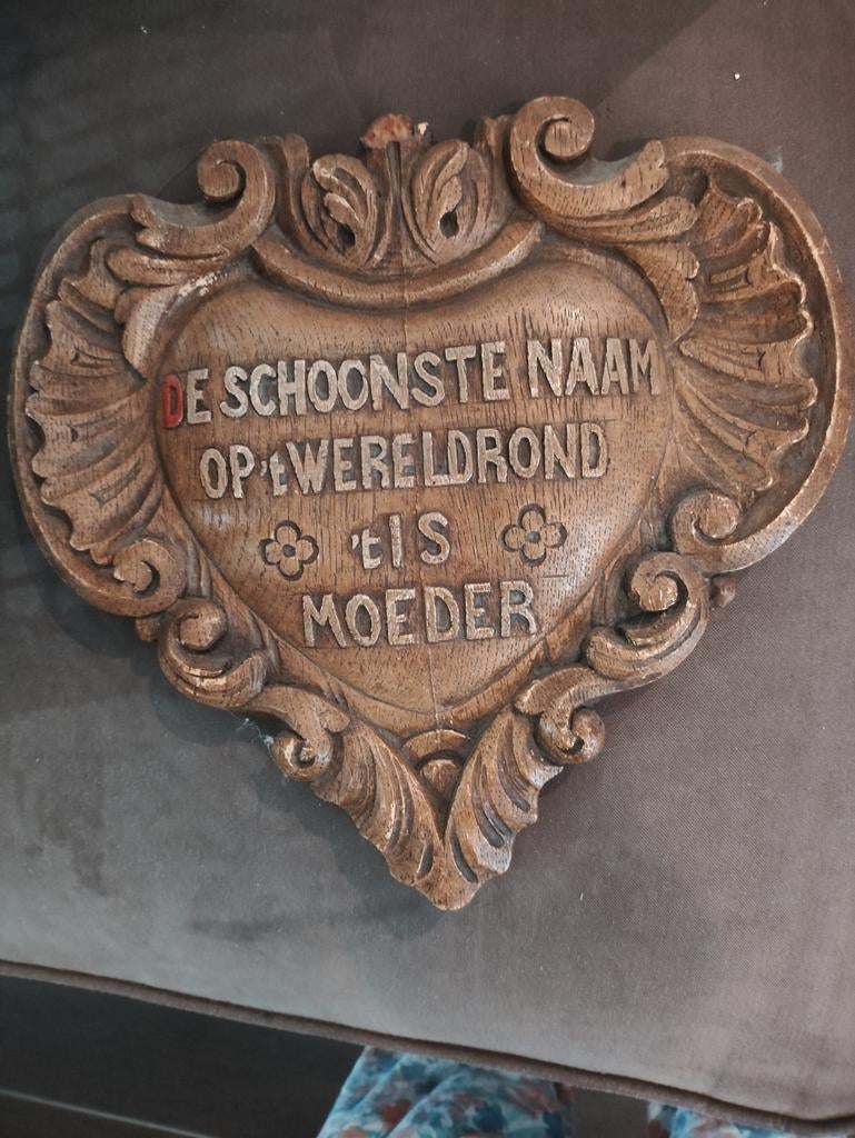 Oude handgesneden/vintage houten wanddecoratie, Ophalen