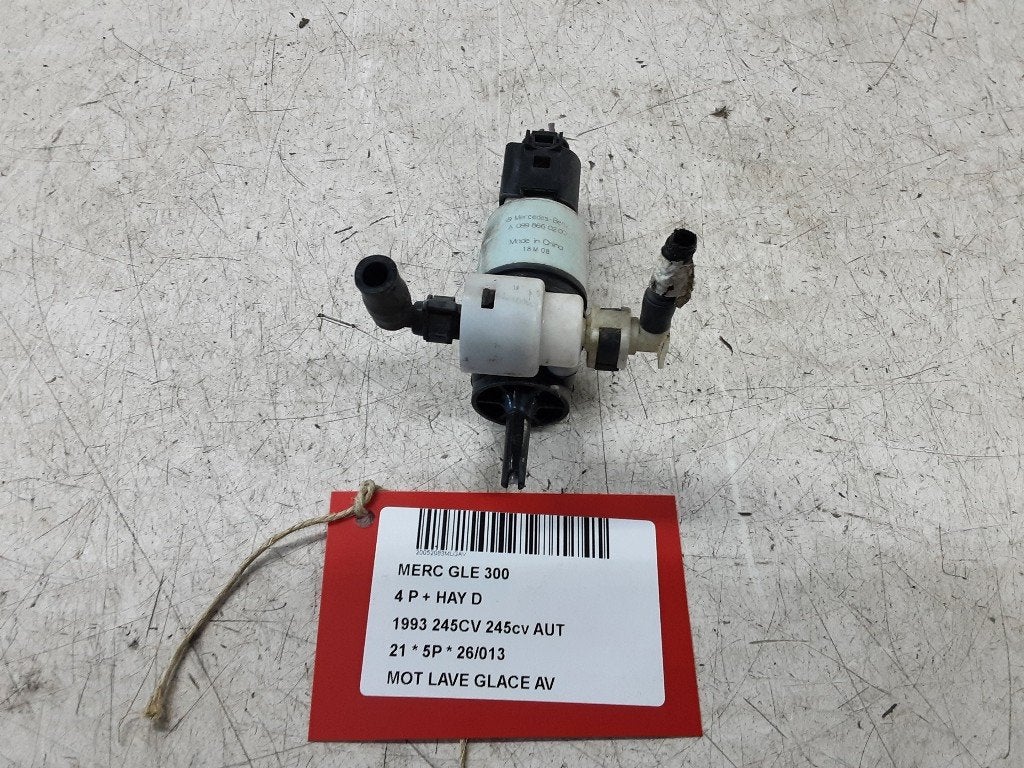 LAVE-GLACE POMPE AVANT GLE (V167) (A0998660200), Mercedes-Benz, Mevr. I. Hauben, Utilisé, Rue de l'Espoir 34 34
4030  GRIVEGNÉE, BE