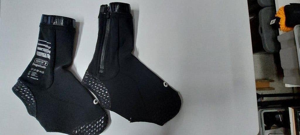Assos Fugu Booties, Fietsen en Brommers, Fietsaccessoires | Fietskleding, Verzenden, Zo goed als nieuw