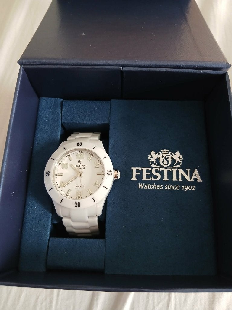 Festina Ceramic  F20720 Dameshorloge Wit ONGEDRAGEN IN DOOS, Handtassen en Accessoires, Horloges | Dames, Overige materialen, Polshorloge