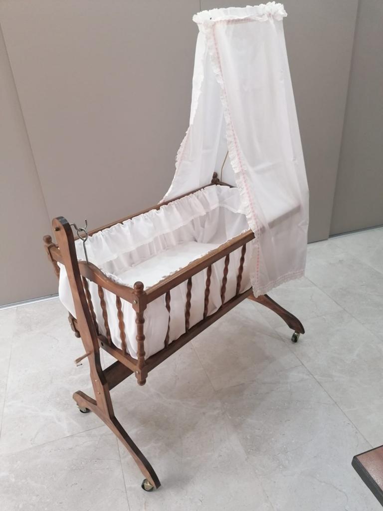 Luxe Wieg in hout, Kinderen en Baby's, Babywiegjes en Ledikanten, Ophalen, Wieg