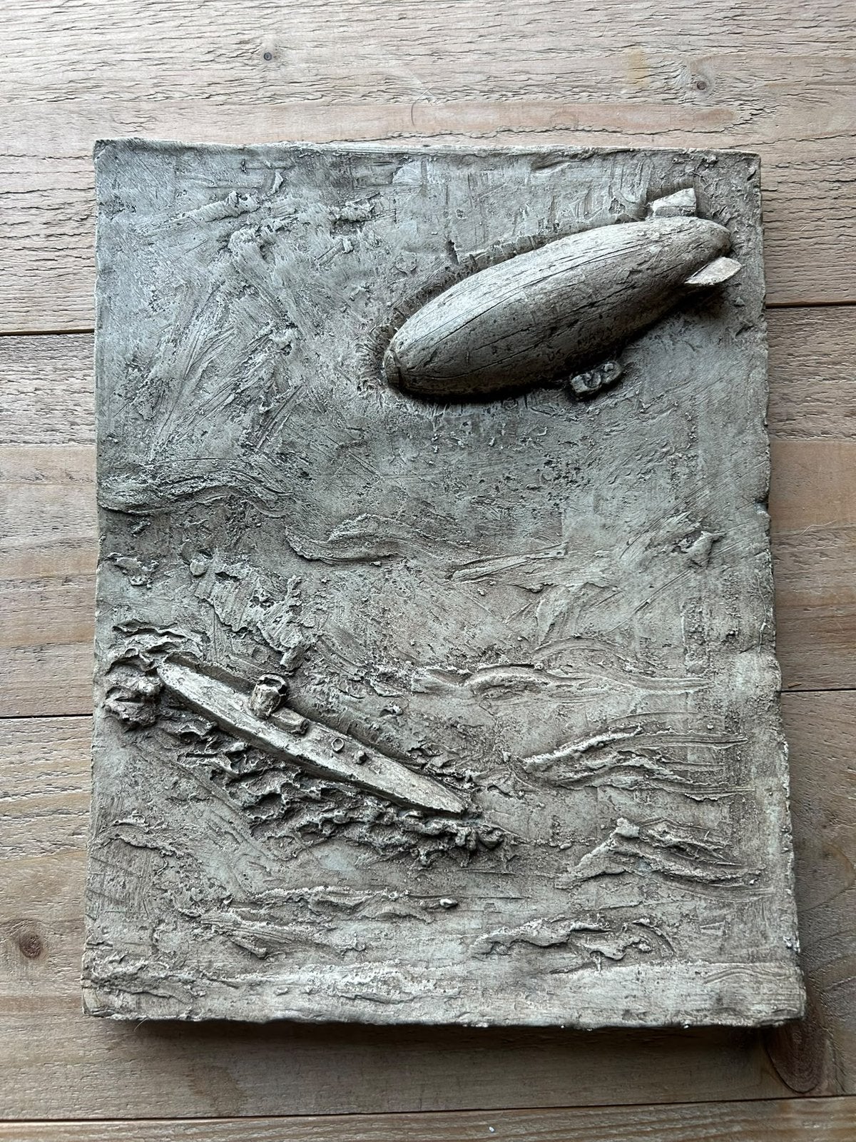 Karolien Van de Bist — Relief unique 1998, Antiquités & Art, Enlèvement