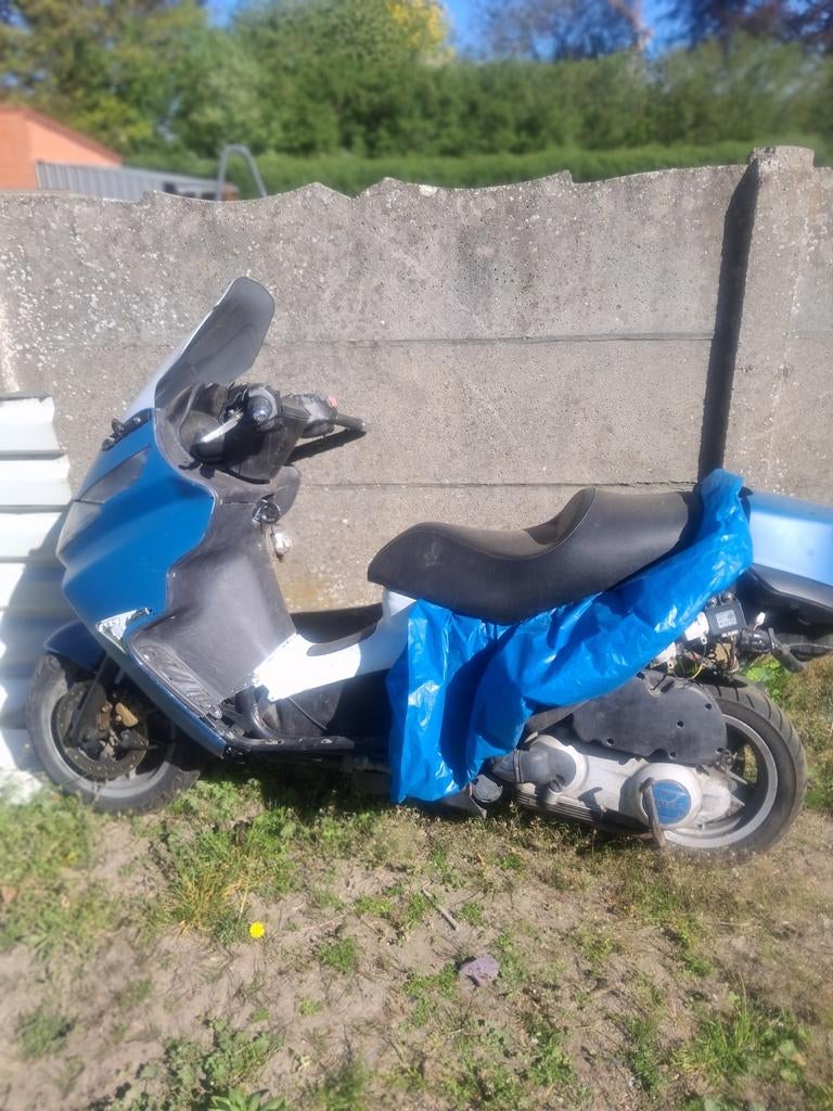 2006 piaggio x8 onderdelen, Vélos & Vélomoteurs, Enlèvement
