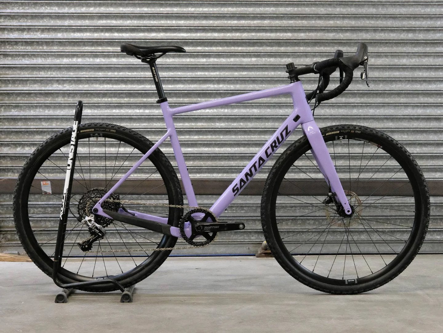 Santa Cruz - Gravel Bike - Stigmata - zo goed als nieuw, Vélos & Vélomoteurs, Vélos | Vélos de course, Enlèvement, Comme neuf