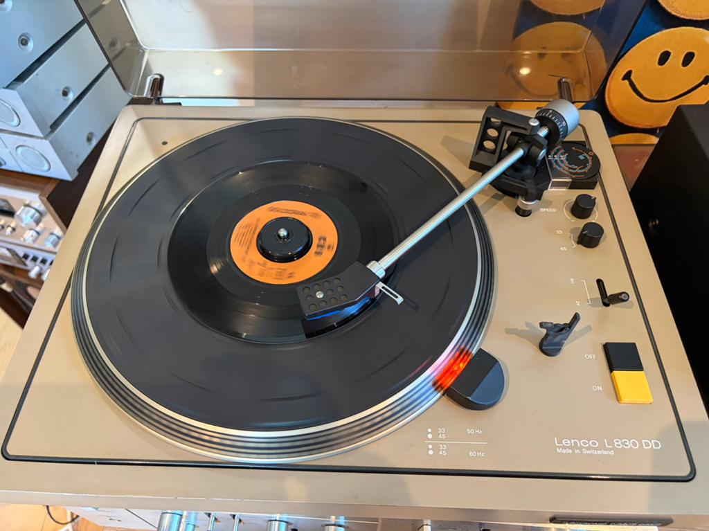 Platine vinyl Lenco L830 DD, Enlèvement, Comme neuf