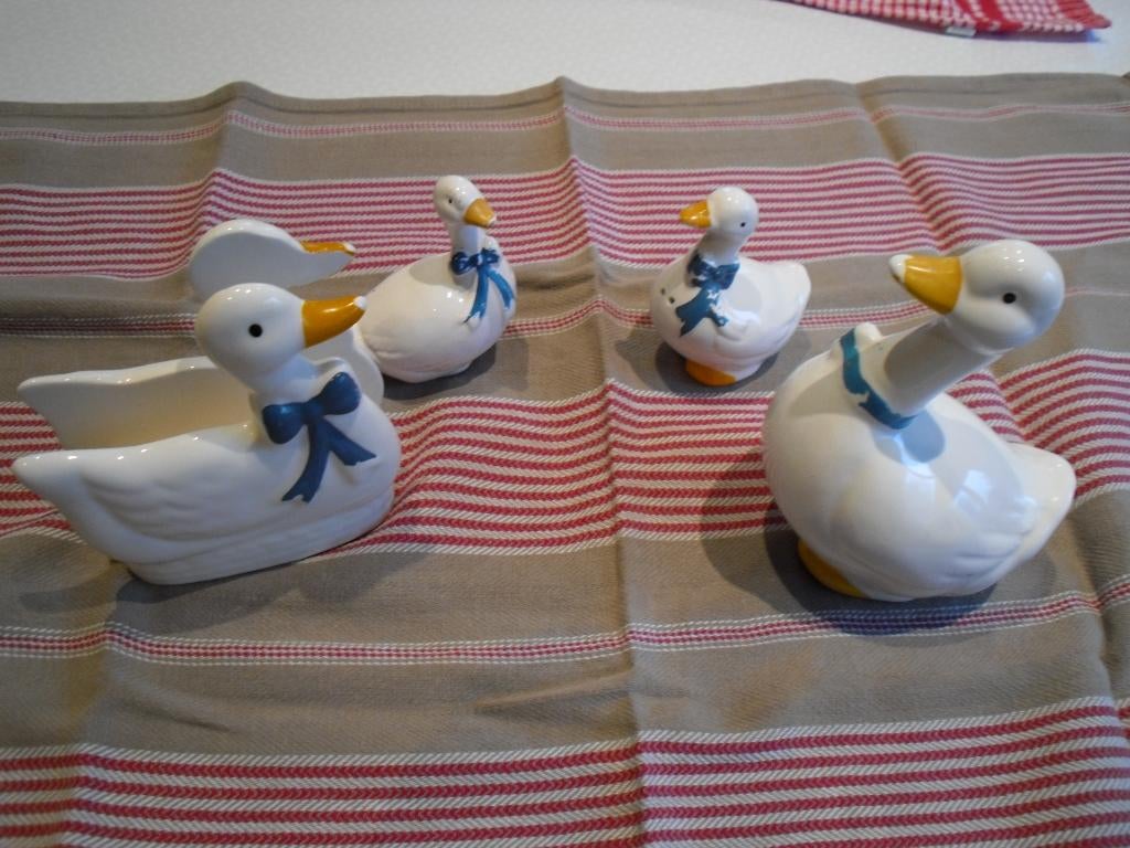 Garnitures de table. Motifs canards., Maison & Meubles, Enlèvement, Comme neuf