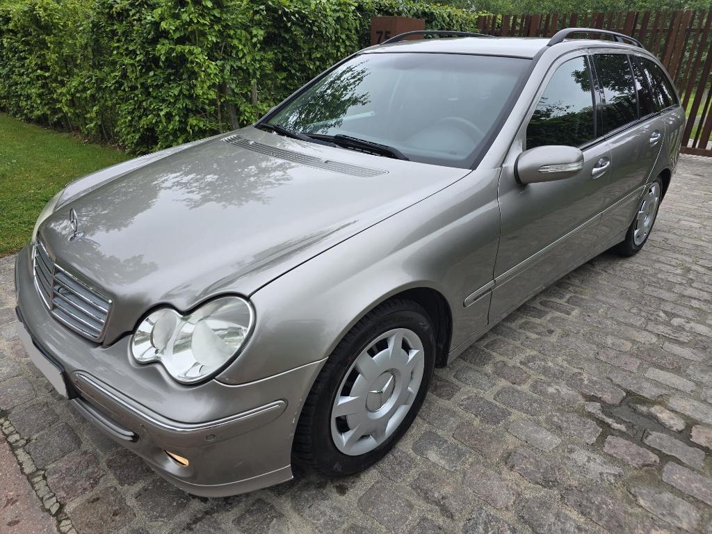 EXPORT - Mercedes-Benz C200 CDI / 413.190 km, Auto's, Mercedes-Benz, 90 kW, https://public.car-pass.be/vhr/cf8ff513-f81e-4cec-9c0d-a36ae50be2db
